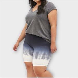 Torrid Black Ombré Tie Dyed 9 Inch Signature Waist Bike Short